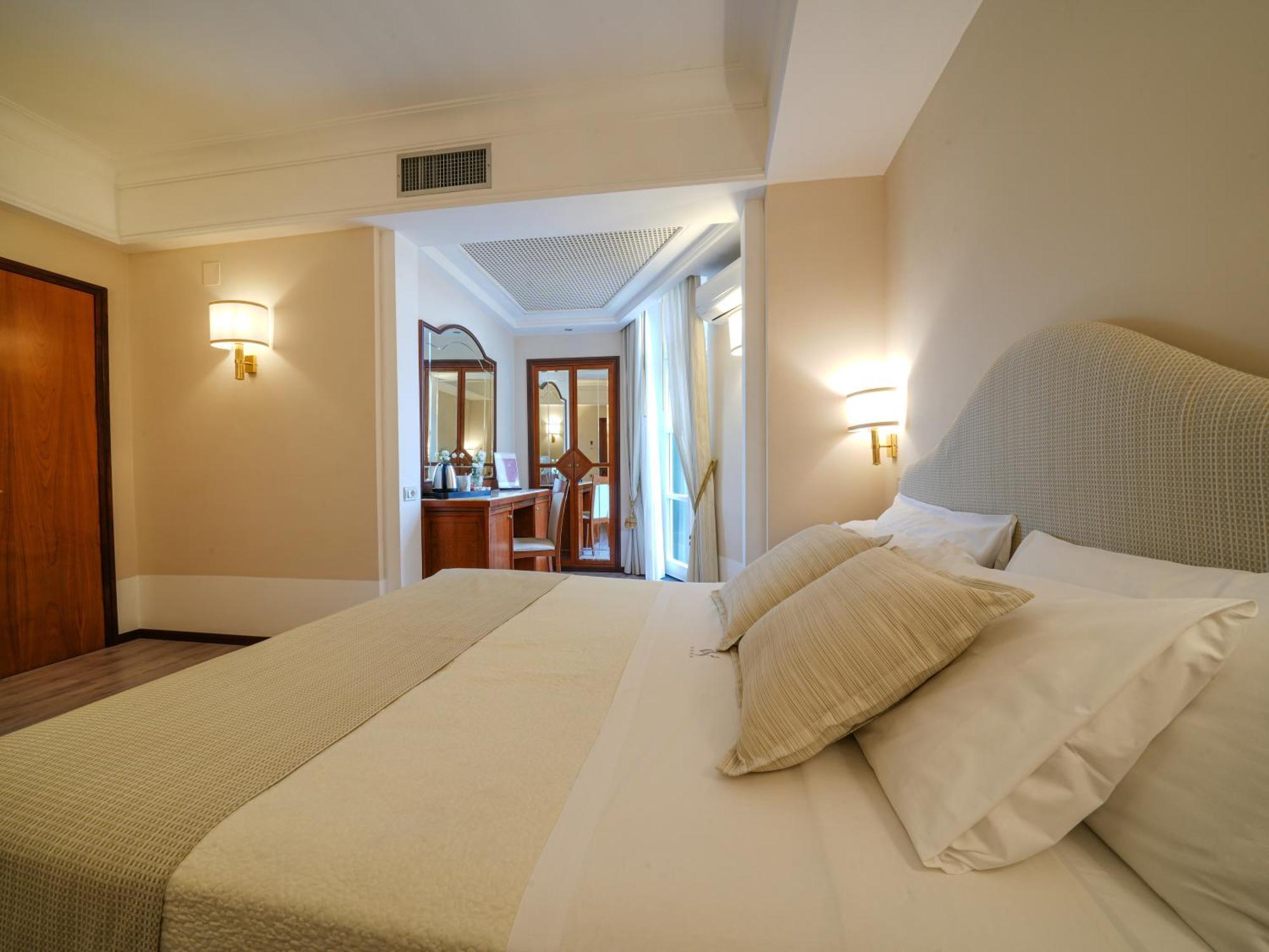 Hotel Scapolatiello Кава-де'-Тіррені Екстер'єр фото