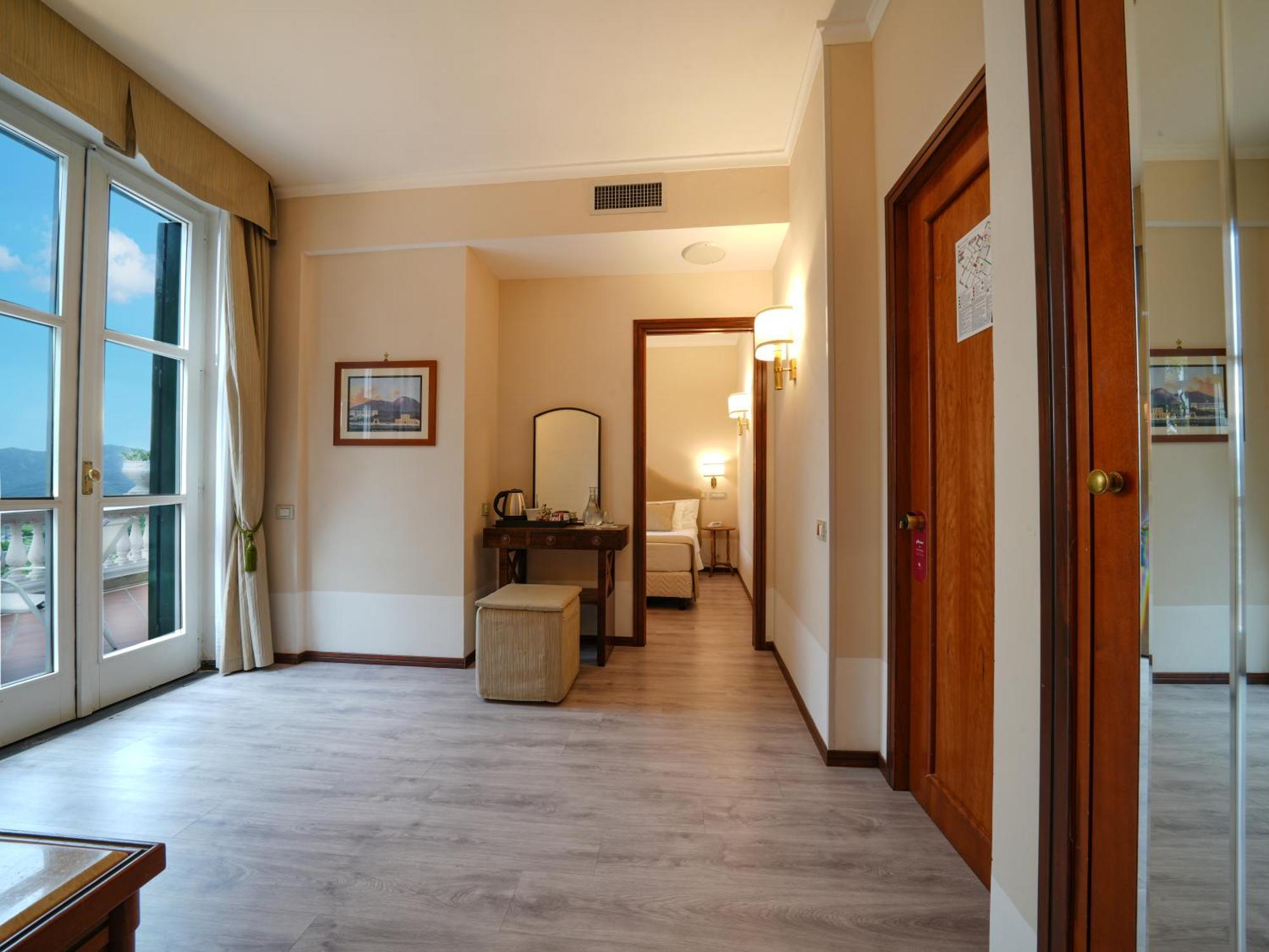 Hotel Scapolatiello Кава-де'-Тіррені Екстер'єр фото